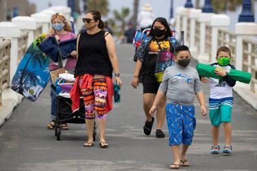 Coronavirus: in which US states is wearing a face mask mandatory?