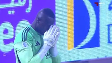 Se marca en propia uno de los goles más ridículos de siempre: no se van a cansar de verlo