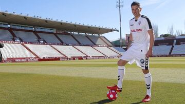 Gorosito durante su presentaci&oacute;n con el Albacete.