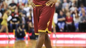 Crisis en los Cavaliers; LeBron: "No hay manera de ganar así"