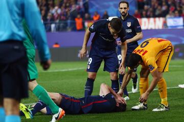 En los cuartos de final de la Champions de 2016 recibió un codazo de su compatriota y, a pesar del golpe, amigo, Luis Suárez.