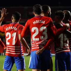 Aprobados y suspensos del Granada: Kenedy preside otra noche inolvidable