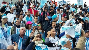 Los argentinos, con Maradona a la cabeza, se toman Zagreb