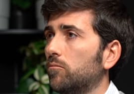 Borja Quiroga, nefrólogo: “Hidratarse con bebidas isotónicas azucaradas aumenta el riesgo de deshidratarse, hay que evitarlas sí o sí”