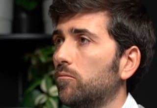 Borja Quiroga, nefrólogo: “Hidratarse con bebidas isotónicas azucaradas aumenta el riesgo de deshidratarse, hay que evitarlas sí o sí”