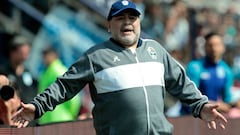 Maradona: "Racing jugó dos pelotas sucias e hizo dos goles"