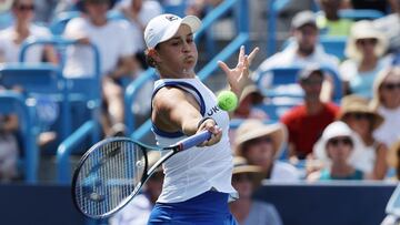 Barty ejecuta un drive frente a Teichmann en la final de Cincinnati.