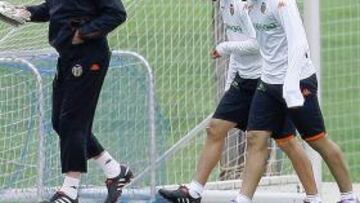 <b>BAJO LA LUPA. </b>Banega y el Chori fueron dos de los daminificados por la derrota en Mallorca.