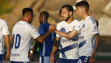 Suso, Malbasic y Naranjo en un partido del Tenerife.