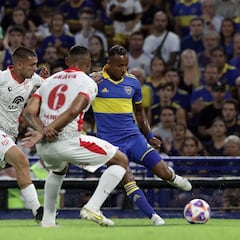 Sebastián Villa sale entre silbidos en derrota de Boca Juniors