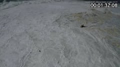 El dramático rescate a un surfista y un jet ski en las olas gigantes de Nazaré