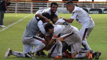 Los rivales de Millonarios y Santa Fe en la segunda fase de la Copa Sudamericana tiene más de 100 años de fundación, sin embargo no son clubes con un gran palmarés.