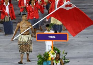 Pita Taufatofua, el abanderado de Tonga que fue sensación en la apertura de Río 2016
