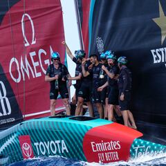 Emirates Team New Zealand impone su ley: gana la prerregata de Barcelona