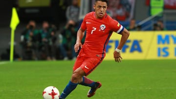 Alexis Sánchez se está recuperando de una lesión en la rodilla y además vive un presente complicado en el Manchester United. El delantero vive una de sus peores temporadas.