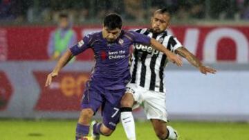 La última aventura de Pizarro en Europa fue con Fiorentina, con el cual jugó tres temporadas y fue compañero de Matías Fernández. Metió cuatro goles en ese tiempo.