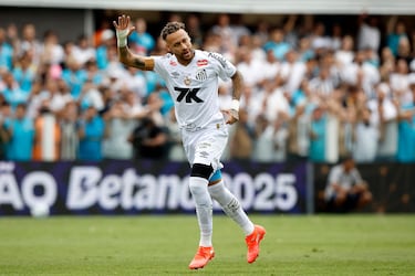 Neymar esquiva el infierno