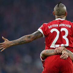 "Arturo, a pesar de tus excesos, sabemos que eres un gigante"