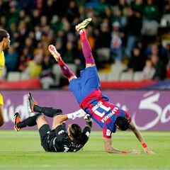 Aprobados y suspensos de Las Palmas: titánica resistencia pese a la expulsión de Valles