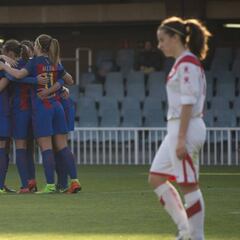 El Barça no da opción al Rayo ni pierde de vista al Atlético