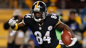 Los Steelers han dado a conocer los números que estarían utilizando sus jugadores para el campamento de novatos, y el 84 ya tendrá nuevo heredero.