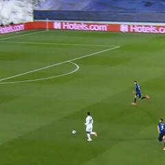 La jugada de Vinicius ante la Atalanta que crea controversia