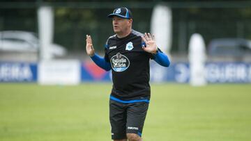 Pepe Mel espera que el club se mueva rápido en el mercado