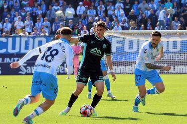 El Málaga despacha con autoridad a un inocente Atlético Baleares