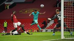 Solskjaer needs defender to step into Maguire's shoes