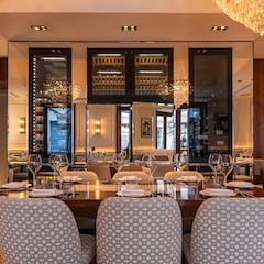 El nuevo restaurante escondido en una calle secreta dentro de la milla de oro de Madrid: cocina de autor desde 20€ que ya es tendencia en 2026