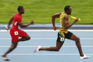 Usain Bolt seguido de Justin Gatlin.