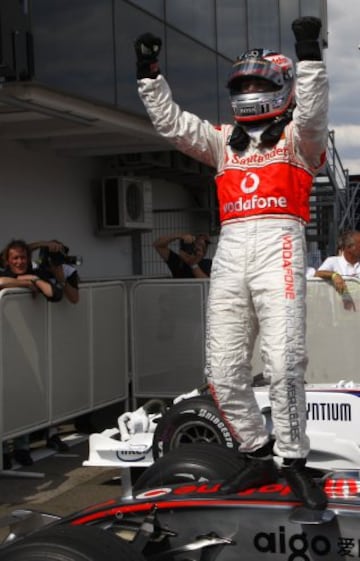 Fernando Alonso ganando en Budapest. 