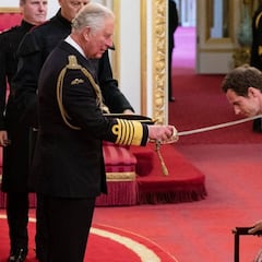 Andy Murray es ordenado 'Sir' por el Príncipe Carlos