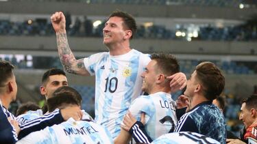 Alfredo Relaño takes a look at Messi's situation, having finally won the Copa Ámerica with Argentina. Will he stay at Barça as he chases the World Cup?