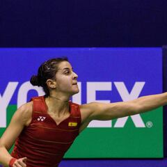 Carolina Marín arrasa en su debut