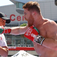Fiesta en el entrenamiento público del Canelo-GGG en LA