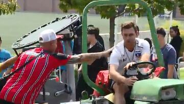 La curiosa postal de Guede en Macul: ¡manejó un tractor!