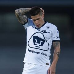 Juan Manuel Iturbe explotó al salir de cambio e hizo rabieta