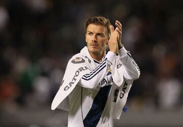 Luego de jugar en el fútbol europeo en clubes como Manchester United y Real Madrid, David Beckham sorprendió al mundo con su decisión de llegar a la MLS para jugar con el Galaxy, equipo con el que fue campeón de liga en 2 ocasiones, además de conseguir una MLS Supporters Shield. Posteriormente dejó al Galaxy para regresar a Europa a poner punto final a su carrera en el PSG. 