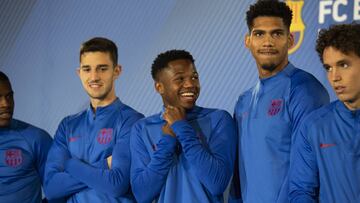 Ansu Fati en un evento del fútbol formativo del Barça.