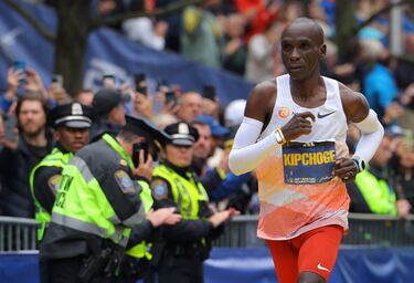 How to get to the 2024 Boston Marathon start area? Best transportation options