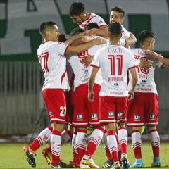 Valdivia clasifica tras dramática llave frente a Puerto Montt