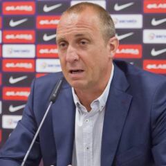 El Barça despide a Barrufet tras 37 años en el club