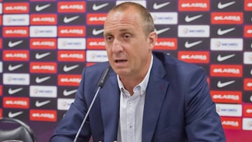 El Bar?a despide a Barrufet tras 37 a?os en el club