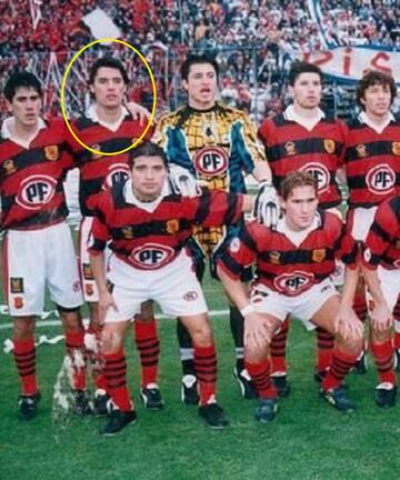 El ex zaguero de la Roja, la U y Flamengo de Brasil, en la etapa inicial de su carrera, actuó por Rangers. 