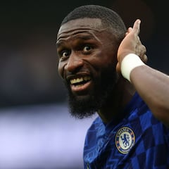 Dos clubes quieren forrar de oro al 'deseado' del Real Madrid