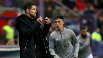 Diego Simeone gestures during the match at Real Valladolid.  