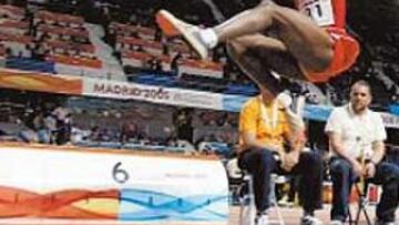 <b>REGRESO. </b>Joan Lino, bronce olímpico en Atenas, vuelve a saltar.