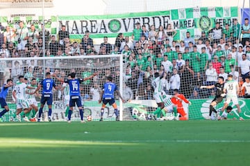 Gol de Marcelo al Sanluqueño. De locura.