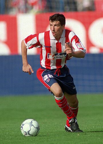 Jugó con el filial del Atlético de Madrid desde 1998 hasta el 2000, en la temporada 2000-01 compaginó el primer equipo con el 'B'. Militó en el Getafe durante tres temporadas desde el 2003 hasta el 2006.